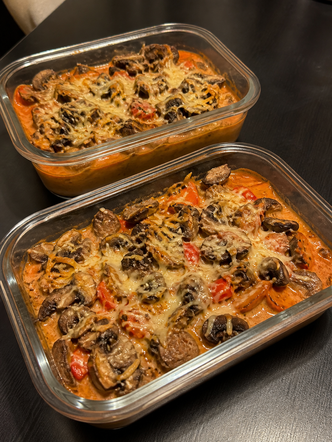 High-Protein Pizza Pasta Bake